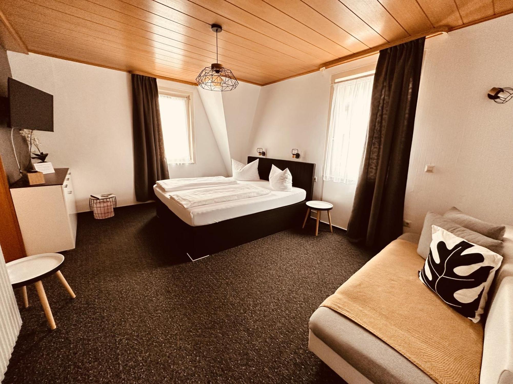 Gaestehaus Kuehnle Bad Wildbad Room photo